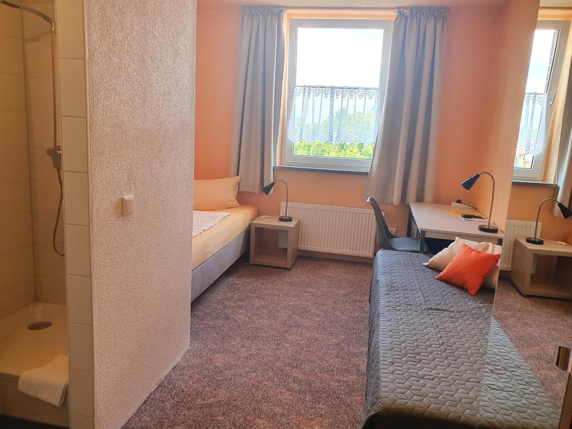 Hotel-Pension Gruene Linde Delitzsch Pokój zdjęcie