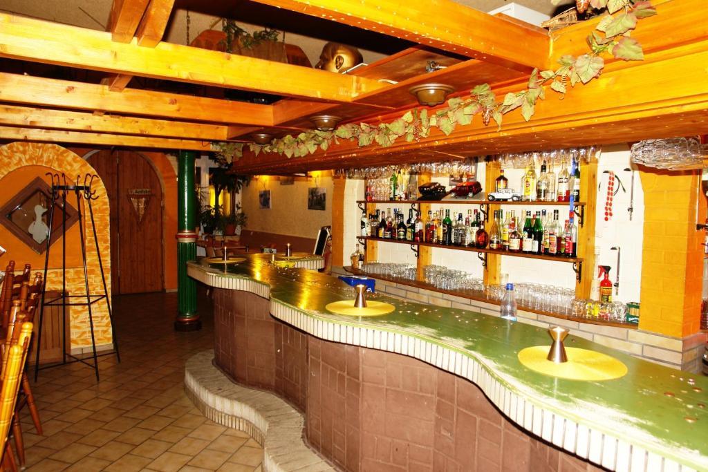 Hotel-Pension Gruene Linde Delitzsch Zewnętrze zdjęcie